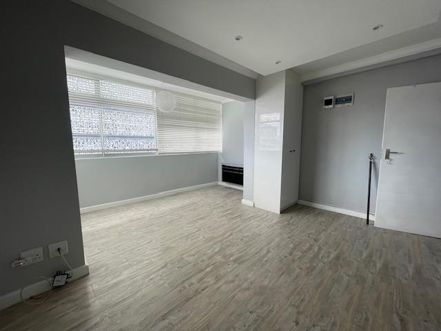 To Let 3 Bedroom Property for Rent in Sea Point Western Cape